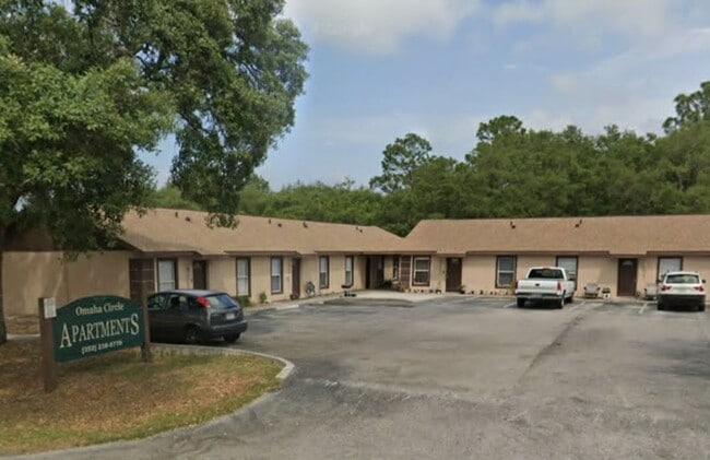 Building Photo - Spacious 2-bedroom, 1-bath apartment available now! Unit 8351 Omaha Circle
