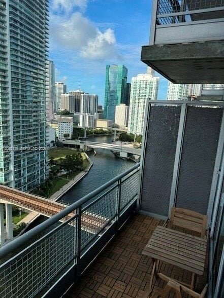 Photo - 690 SW 1st Ct Unit 2307