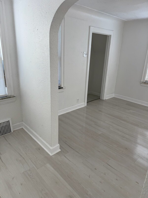 Photo - 13305 Wilfred St