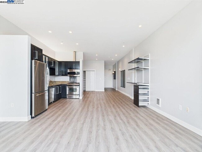 Photo - 1001 46th St Unit 220