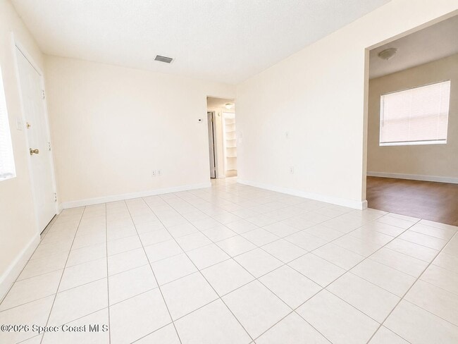 Photo - 1105 Park Dr