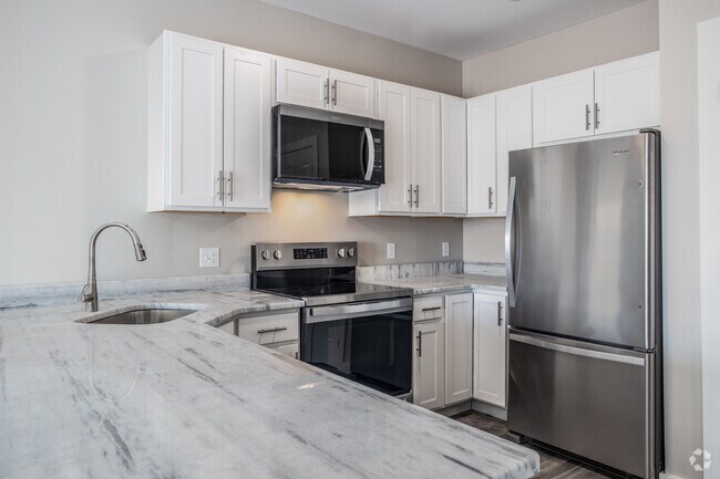 WaterView 1BR, 1BA - 798SF - Kitchen