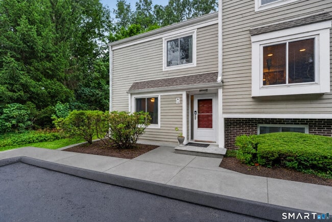 Photo - 71 Aiken St Unidad A1