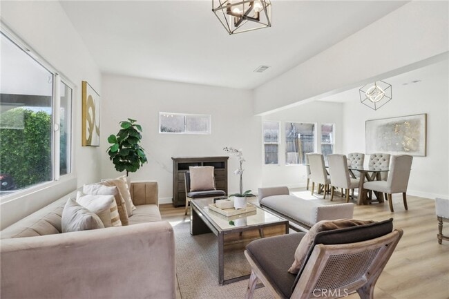 Photo - 1226 W Vernon Ave