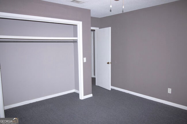 214 Valley Rd