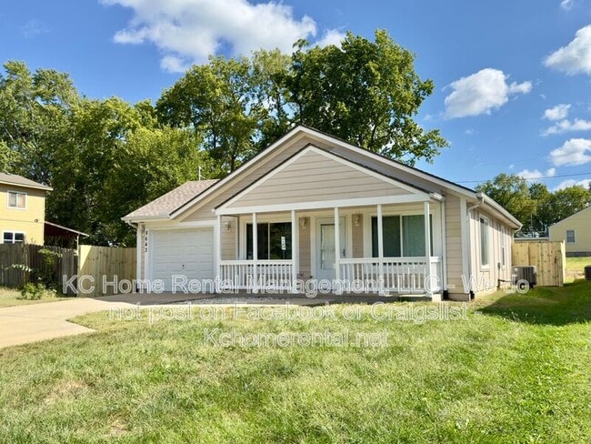 Photo - 8643 Melrose St