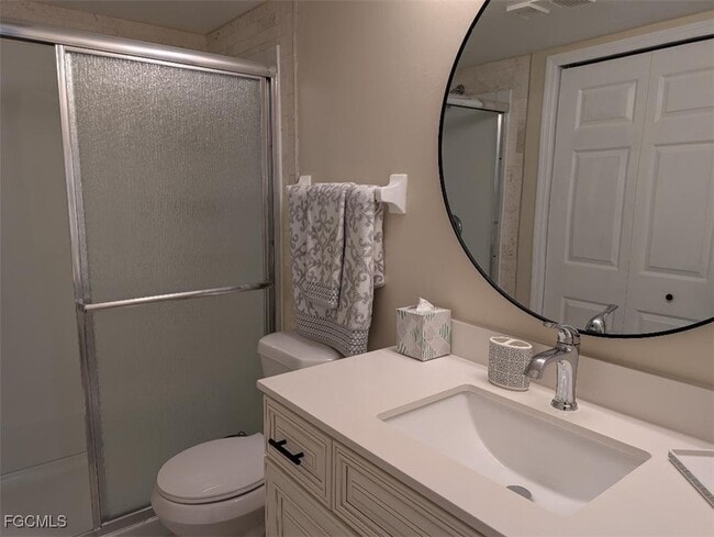 Photo - 15493 Admiralty Cir Unit 5