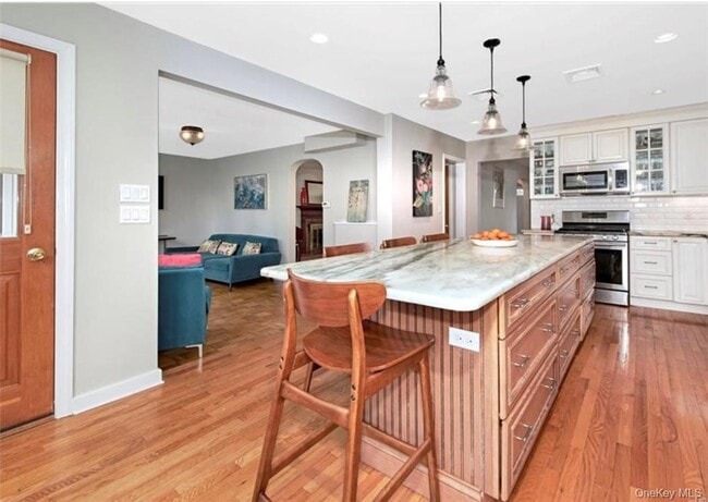 Photo - 149 Clarence Rd