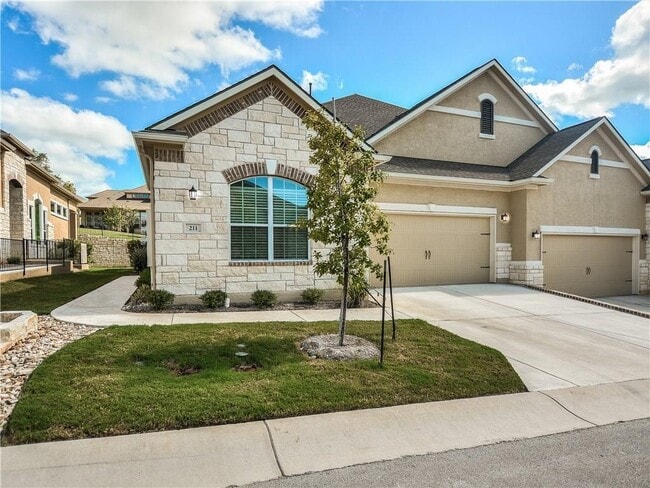 Photo - 108 Evolutions Path Condo