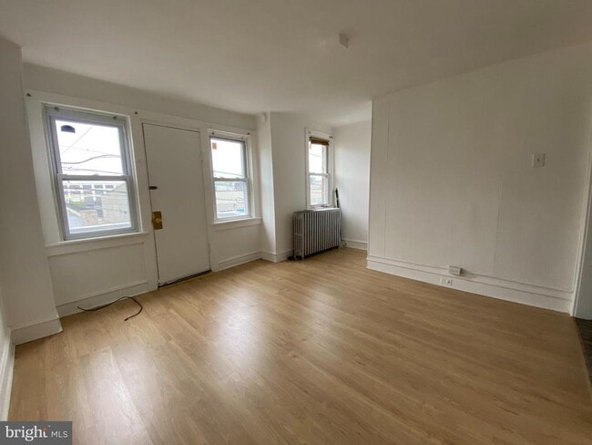 Photo - 217 Sansom St
