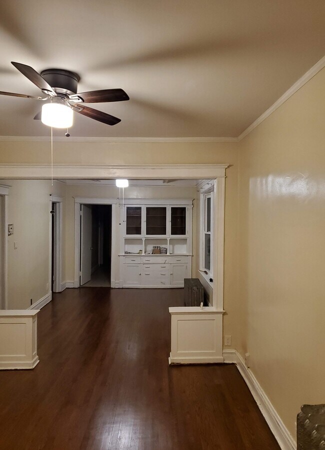 Photo - 6221 S Laflin St Unit 2