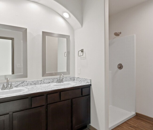 Photo - Brand New Townhome, $500 off first months ...
