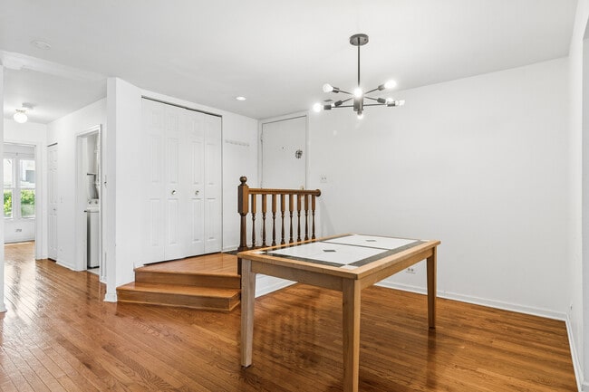 Photo - 1411 Wentworth Ct