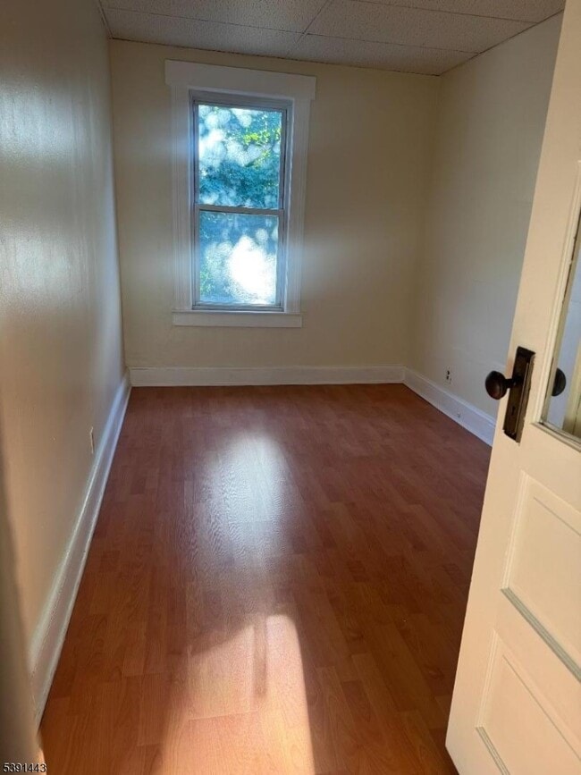 Photo - 16 Cutler St