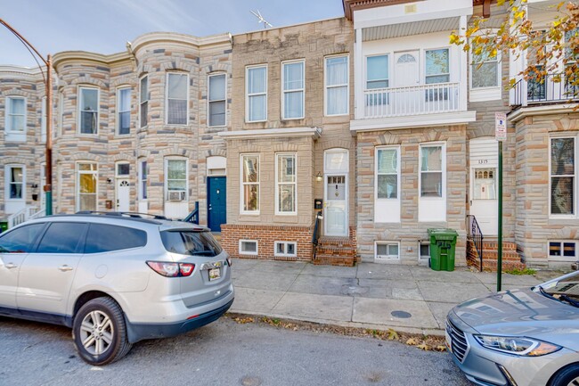 Building Photo - Two Bedroom Two Bathroom House In Baltimore City