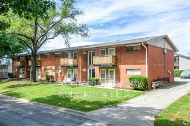 Building Photo - 2506 Redbud Ln Unit The Hamilton
