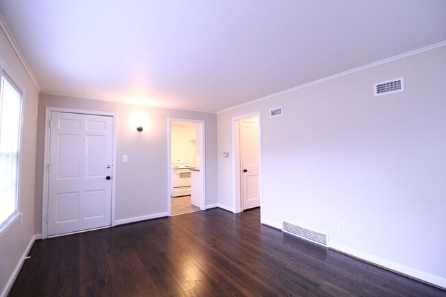 Photo - January FREE On This Updated 1 Bedroom 1 Bath Duplex in Olathe Kansas