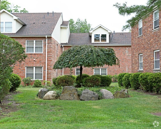 Mountainview Gardens Apartments For Rent in Springfield, NJ