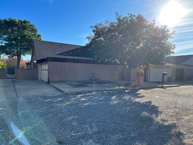 Photo - 10 Arroyo-Santiago