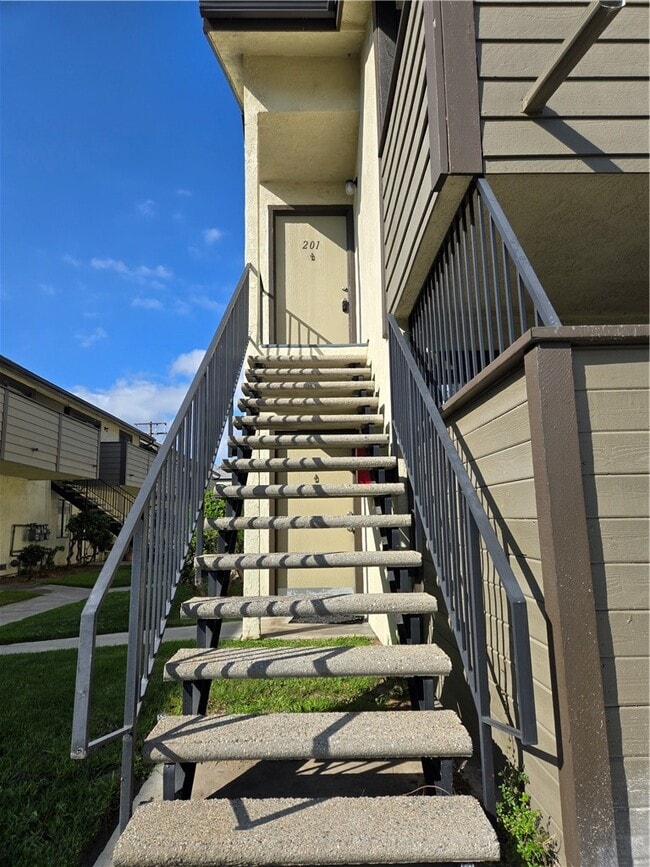 Photo - 2624 W Porter Ave Unit 201