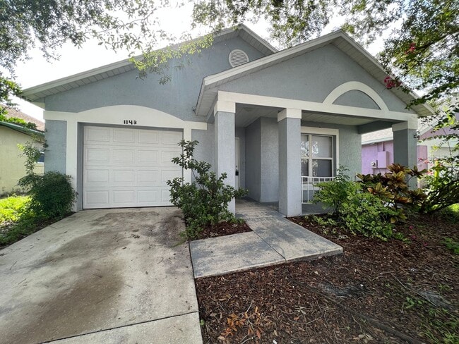 Building Photo - Spacious 4 Bedroom Home in Orlando Available Now!!