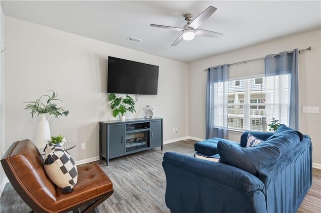 Photo - 2110 Wesson Ct