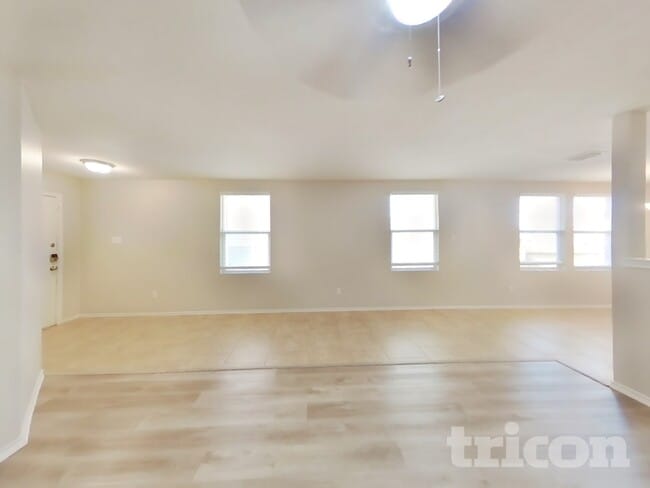 Photo - 6216 Thoroughbred Trail