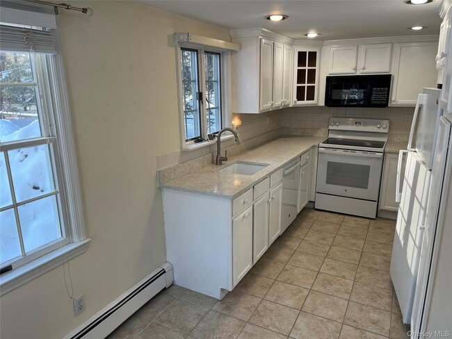 Photo - 17 Washington Ave