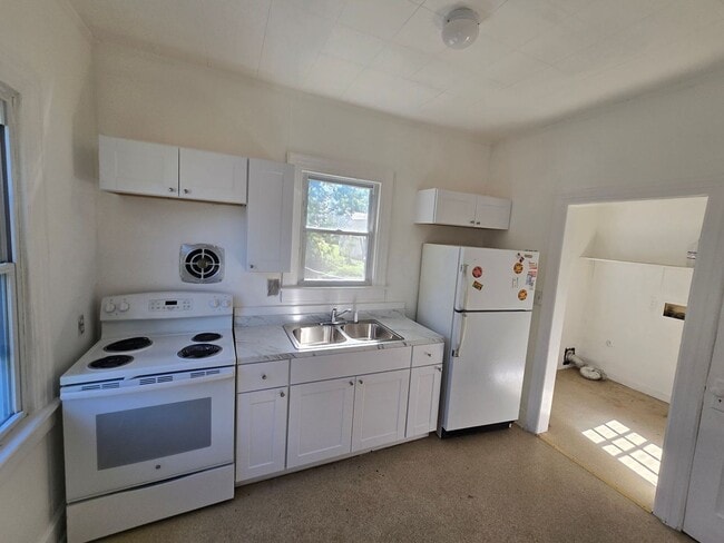 Photo - 1 bedroom duplex in Colonial Heights