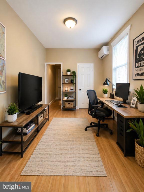 Photo - 6251 E Wister St