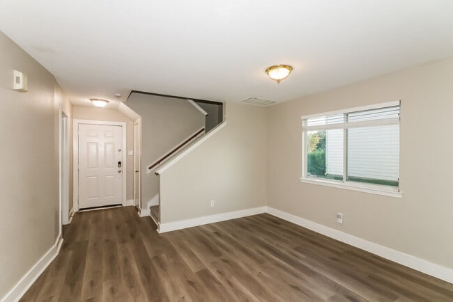 20014 Rustic Lake Ln