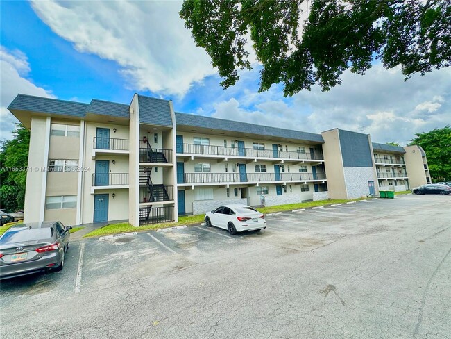 Photo - 8020 Fairview Dr Condominio Unidad 108