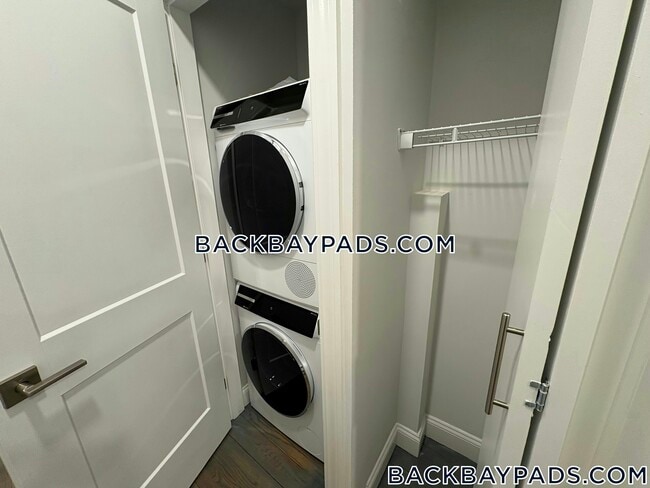 Photo - 529 Beacon St Unit 1