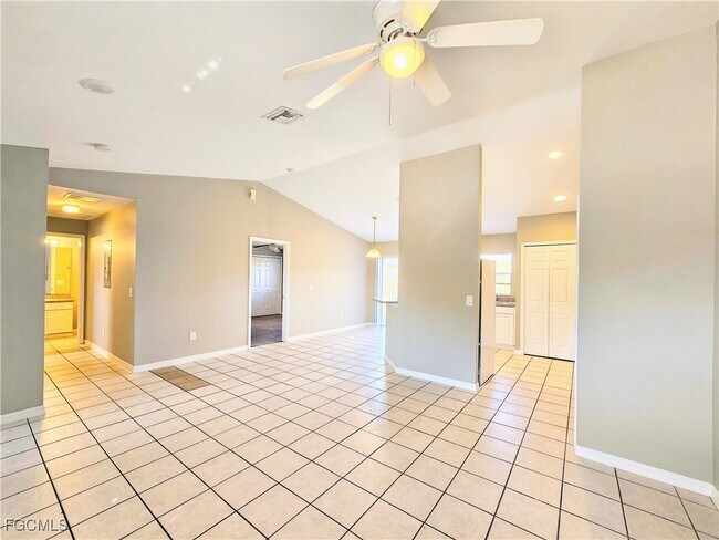 Photo - 721 Hightower Ave S