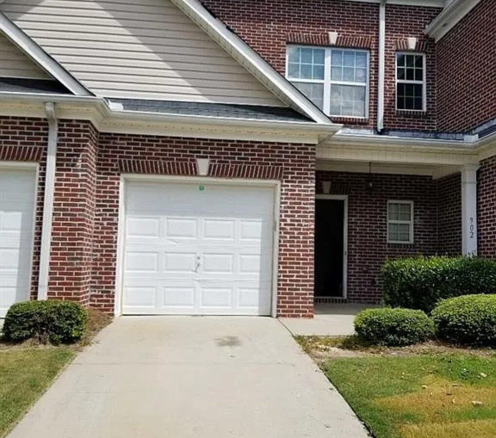 Photo - 2555 Flat Shoals Rd Townhome