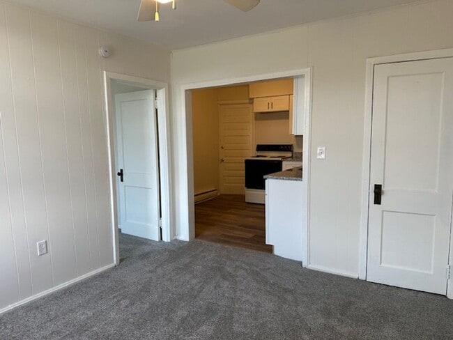 Photo - 8 Market St Unit 3A