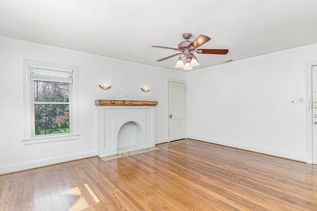 5930 La Vista Dr Unit 5930 5