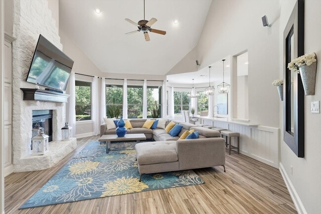 Photo - 7889 Steeplechase Cir