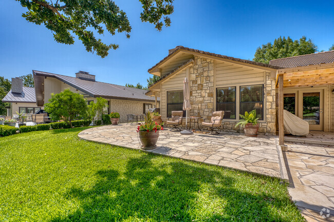 Building Photo - 302 Faultline Dr Rental