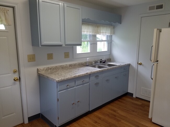 Photo - 914 Garfield St