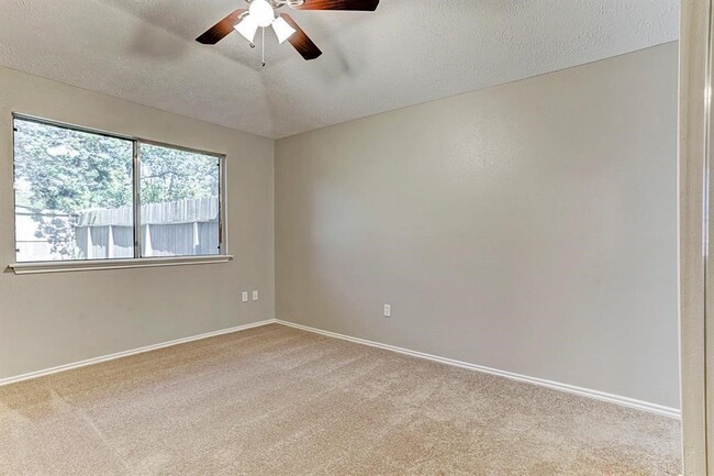 Photo - 20622 Broughwood Cir