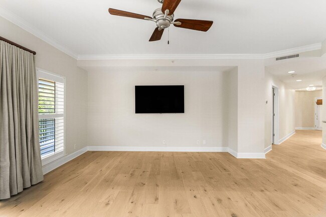 Photo - 1732 W County Hwy 30A Unit 201R