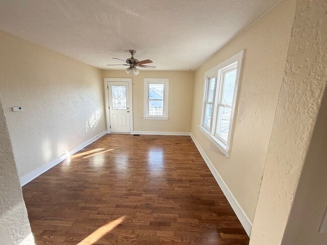 Photo - Charming home in Jackson, just minutes from Uptown!