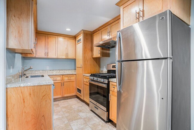 Photo - 1203 Benton St. - 1 bedroom | 1 bath Unit 1203