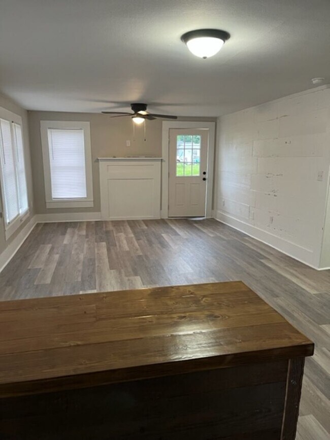 Photo - 439 Co Rd 412