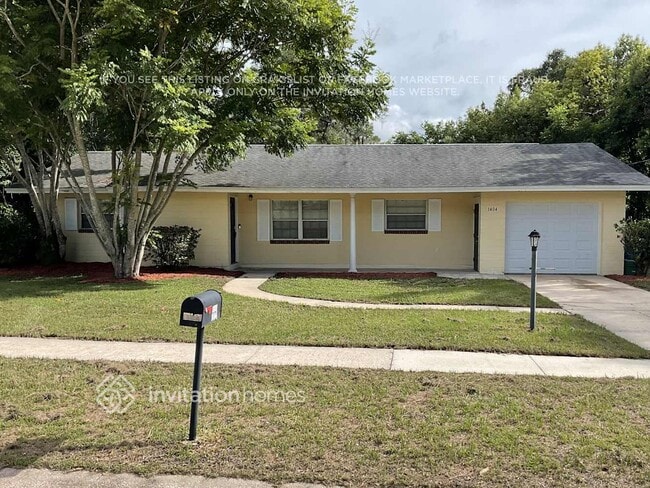 Building Photo - 1404 W Winnemissett Ave Rental