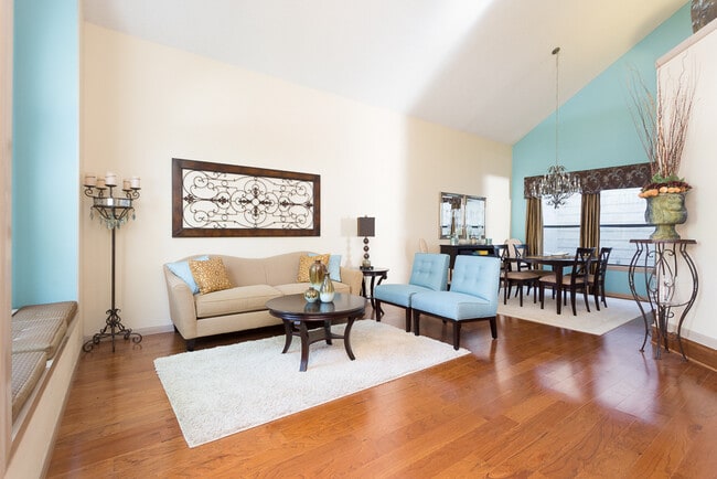 Photo - Beautiful 4 bedroom home in the Deerfield Subdivision