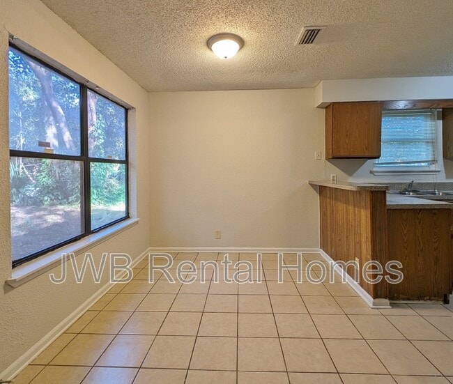 Photo - 4442 Georgetown Dr