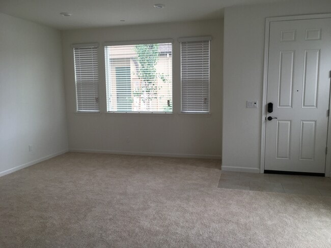 Building Photo - 6000 Bardolino Pl Rental