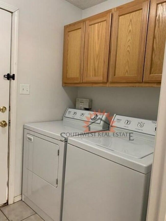 Photo - Great 2 bed 2 bath apartment